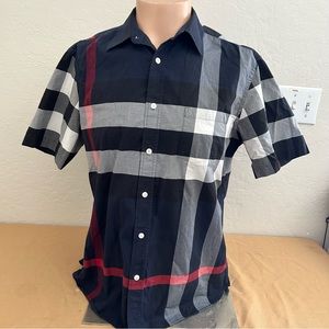 Great Burberry button up shirt